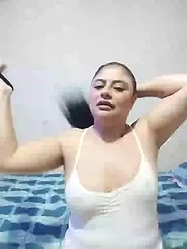 ElizabethWeil online show from 01-27-25, 01:30