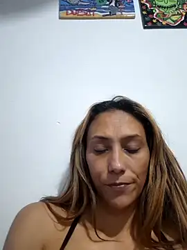 Snapshot of salome_drasin chatting on 04-29-26, 04:05 salome drasin online show from 04-29-26, 04:05