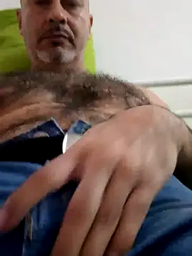 Snapshot of Juan_45 chatting on 06-23-26, 06:17 Juan 45 online show from 06-23-26, 06:17