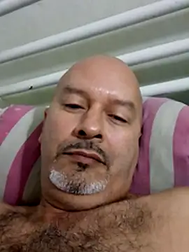 Snapshot of Juan_45 chatting on 07-02-26, 03:45 Juan 45 online show from 07-02-26, 03:45