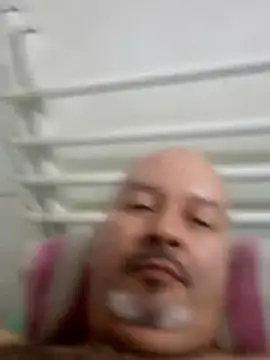Snapshot of Juan_45 chatting on 07-05-26, 04:19 Juan 45 online show from 07-05-26, 04:19