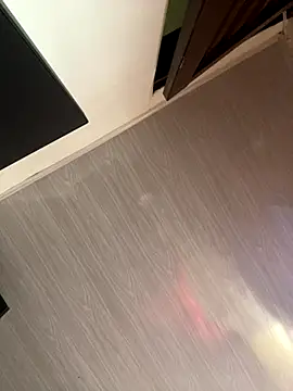 Snapshot of Emily_aurora132 chatting on 11-21-25, 04:38 Emily aurora132 online show from 11-21-25, 04:38