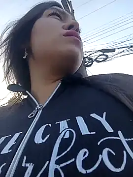 LIZ-06  online show from 02-26-25, 10:42