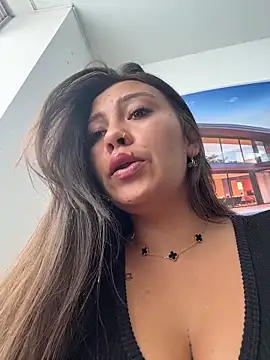 LIZ-06  online show from 03-03-26, 01:50