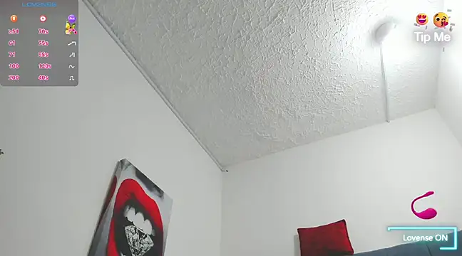 Snapshot of Hellen_starx chatting on 02-12-25, 01:41 Hellen starx online show from 02-12-25, 01:41