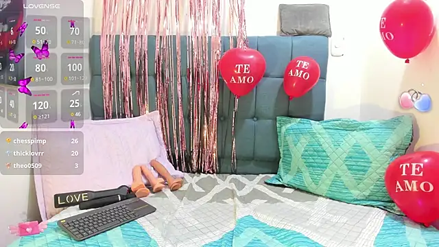 Snapshot of Hellen_starx chatting on 02-23-25, 02:29 Hellen starx online show from 02-23-25, 02:29