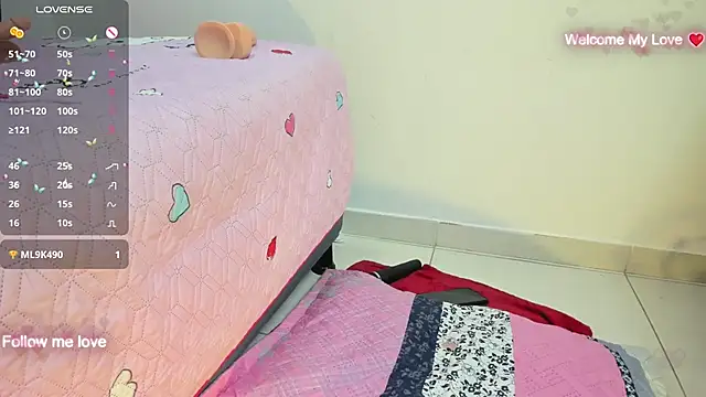 Snapshot of Hellen_starx chatting on 03-13-25, 05:43 Hellen starx online show from 03-13-25, 05:43