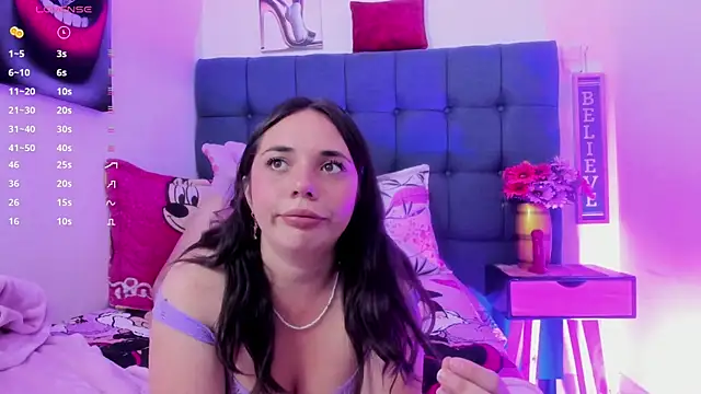 Snapshot of Hellen_starx chatting on 11-07-25, 02:17 Hellen starx online show from 11-07-25, 02:17