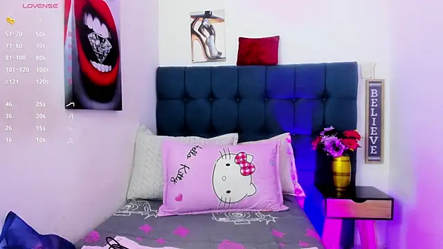 Snapshot of Hellen_starx chatting on 11-21-25, 01:21 Hellen starx online show from 11-21-25, 01:21