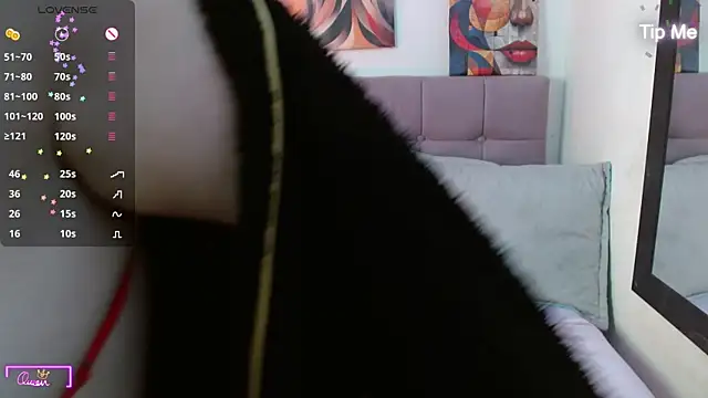 Snapshot of Hellen_starx chatting on 06-18-26, 04:24 Hellen starx online show from 06-18-26, 04:24