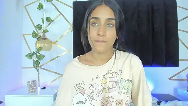 Snapshot of Ambeer_Rousess chatting on 03-02-25, 01:58 Ambeer Rousess online show from 03-02-25, 01:58