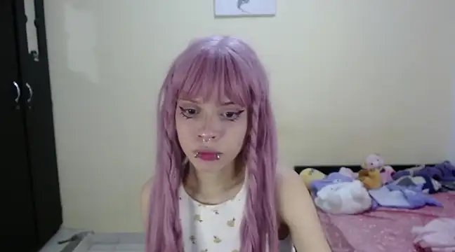 Snapshot of hachi_kitty chatting on 01-07-25, 02:31 hachi kitty online show from 01-07-25, 02:31