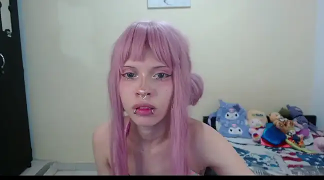 Snapshot of hachi_kitty chatting on 03-08-25, 03:28 hachi kitty online show from 03-08-25, 03:28