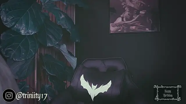 Snapshot of Trinity___s chatting on 01-25-25, 06:24 Trinity s online show from 01-25-25, 06:24