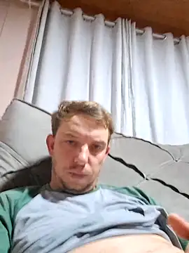 Snapshot of BimodalMood chatting on 05-19-26, 01:56 BimodalMood online show from 05-19-26, 01:56