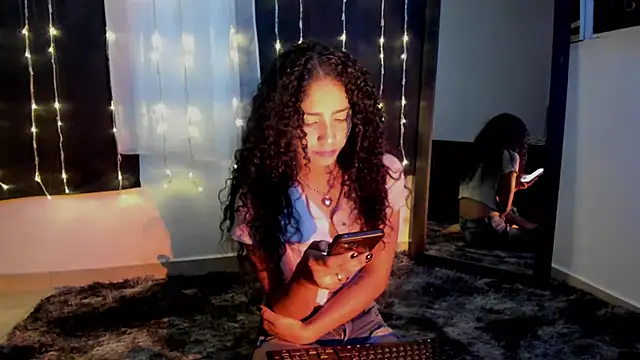 Snapshot of Dakota_M1 chatting on 01-15-25, 02:06 Dakota M1 online show from 01-15-25, 02:06