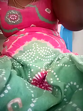 Cute-chinny online show from 01-28-25, 08:14