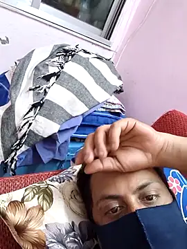 Snapshot of Cute-manisha chatting on 02-19-25, 11:38 Cute-manisha online show from 02-19-25, 11:38