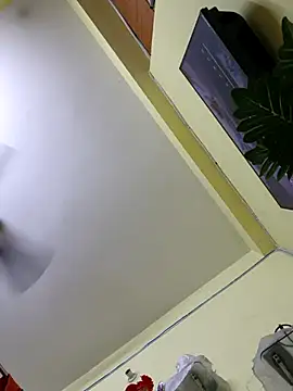 Snapshot of Cute-manisha chatting on 03-02-25, 10:24 Cute-manisha online show from 03-02-25, 10:24