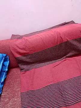 Snapshot of Cute-manisha chatting on 03-06-25, 01:14 Cute-manisha online show from 03-06-25, 01:14