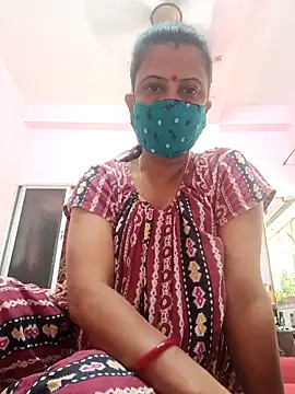 Snapshot of Cute-manisha chatting on 03-19-25, 02:48 Cute-manisha online show from 03-19-25, 02:48