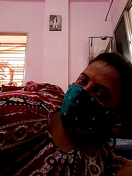 Snapshot of Cute-manisha chatting on 03-19-25, 07:51 Cute-manisha online show from 03-19-25, 07:51