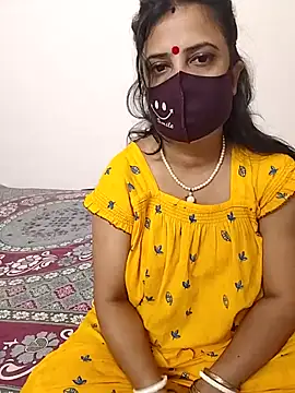 Snapshot of Cute-manisha chatting on 09-21-25, 04:03 Cute-manisha online show from 09-21-25, 04:03