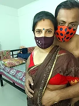 Snapshot of Cute-manisha chatting on 11-09-25, 03:43 Cute-manisha online show from 11-09-25, 03:43