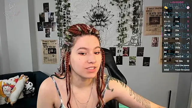 Snapshot of Bonni_Meiz chatting on 11-18-25, 03:01 Bonni Meiz online show from 11-18-25, 03:01