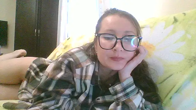 Snapshot of Yulia777 chatting on 04-29-26, 01:48 Yulia777 online show from 04-29-26, 01:48