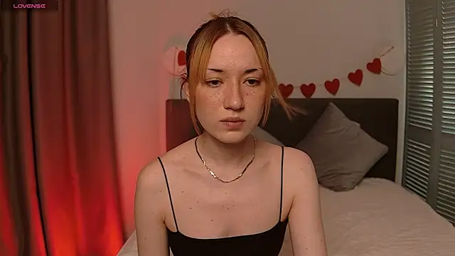 Snapshot of Maddy_Garcia chatting on 02-15-25, 11:58 Maddy Garcia online show from 02-15-25, 11:58