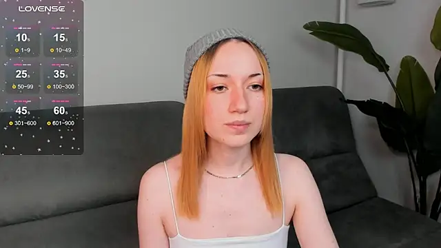 Snapshot of Maddy_Garcia chatting on 03-04-25, 11:00 Maddy Garcia online show from 03-04-25, 11:00