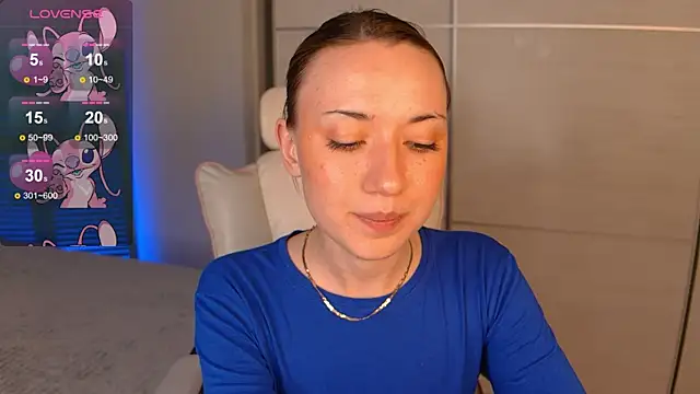 Snapshot of Maddy_Garcia chatting on 03-23-25, 05:32 Maddy Garcia online show from 03-23-25, 05:32