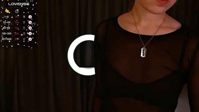 Snapshot of Maddy_Garcia chatting on 09-29-25, 12:16 Maddy Garcia online show from 09-29-25, 12:16