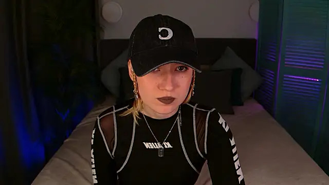 Snapshot of Maddy_Garcia chatting on 10-14-25, 10:54 Maddy Garcia online show from 10-14-25, 10:54