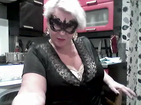 Snapshot of Lisa_Suzie chatting on 03-02-26, 04:58 Lisa Suzie online show from 03-02-26, 04:58