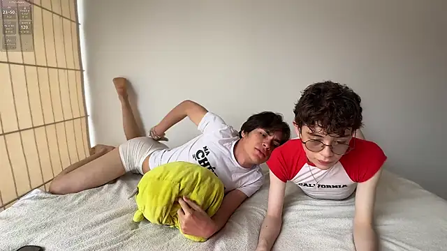 mapleg online show from 10-12-25, 05:23