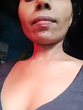 Snapshot of Kajal__Mehra chatting on 07-02-26, 04:07 Kajal Mehra online show from 07-02-26, 04:07