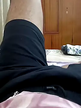 Snapshot of rayyan_krish chatting on 12-15-24, 05:20 rayyan krish online show from 12-15-24, 05:20