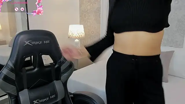 stephanya  online show from 07-03-26, 12:33