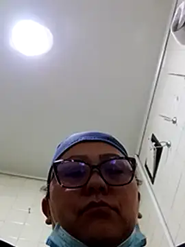 Darly Gomez online show from 01-22-25, 01:21