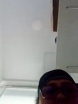 Darly Gomez online show from 03-15-25, 06:32