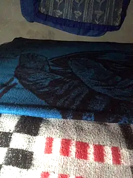 Snapshot of manuamador chatting on 11-26-25, 04:02 manuamador online show from 11-26-25, 04:02