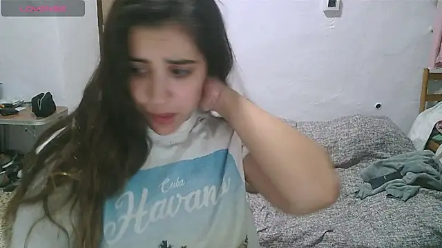 Snapshot of Ursumi1 chatting on 01-24-25, 07:07 Ursumi1 online show from 01-24-25, 07:07