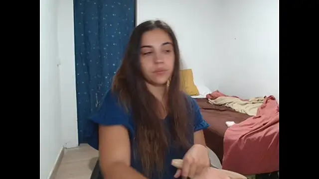 Snapshot of Ursumi1 chatting on 09-22-25, 06:26 Ursumi1 online show from 09-22-25, 06:26