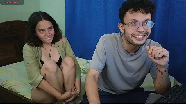 YuKinaHentaiI online show from 12-14-24, 01:50