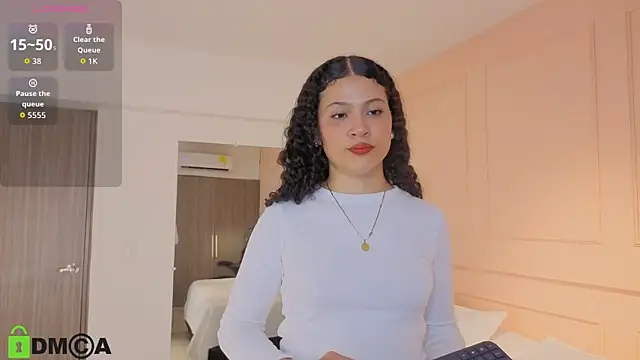 SHARONN     online show from 09-11-25, 04:12