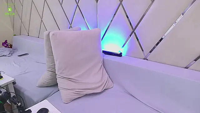 Ishtar Divine online show from 01-15-25, 10:49