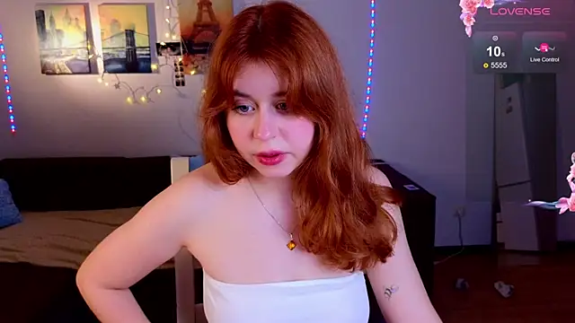 Snapshot of Penny_Staaar chatting on 01-11-25, 07:49 Penny Staaar online show from 01-11-25, 07:49