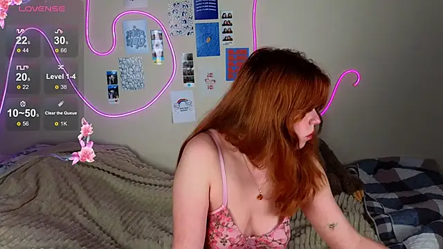 Snapshot of Penny_Staaar chatting on 02-08-25, 08:53 Penny Staaar online show from 02-08-25, 08:53